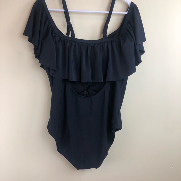 🎉✨ Best in Swim 🎉 Host Pick ✨✨🎉 One Piece Swim Suit XXL 🛍🎉 - Picture 3 of 5